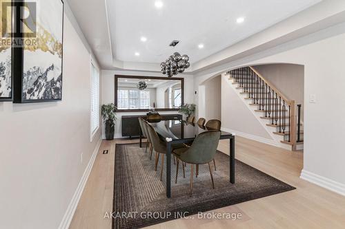 608 Brothers Crescent, Milton, ON - Indoor Photo Showing Dining Room