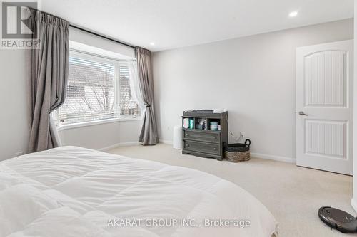 608 Brothers Crescent, Milton, ON - Indoor Photo Showing Bedroom