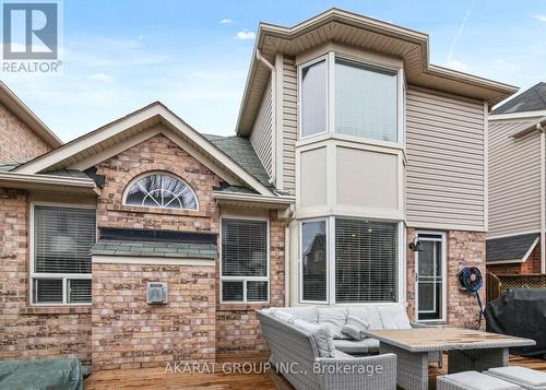 608 Brothers Crescent, Milton, ON - Outdoor With Facade