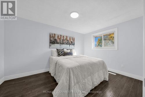 20 - 125 Limeridge Road W, Hamilton, ON - Indoor Photo Showing Bedroom