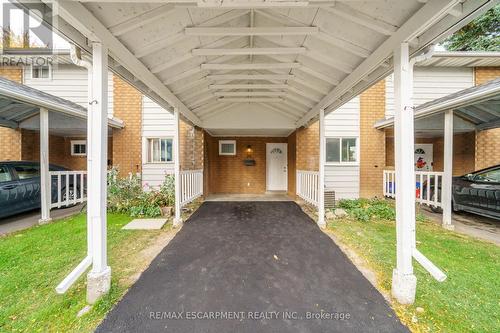 20 - 125 Limeridge Road W, Hamilton, ON - Outdoor