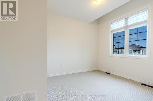 83 Great Falls Boulevard, Hamilton, ON - Indoor Photo Showing Other Room