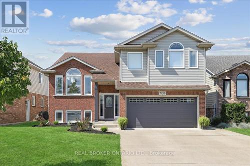 7159 Bryanne Court, Niagara Falls, ON - Outdoor With Facade