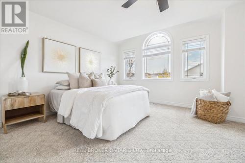 7159 Bryanne Court, Niagara Falls, ON - Indoor Photo Showing Bedroom