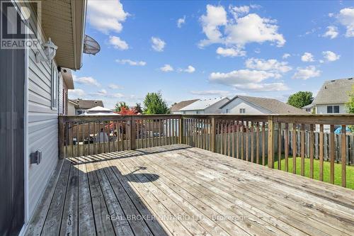 7159 Bryanne Court, Niagara Falls, ON - Outdoor With Deck Patio Veranda With Exterior