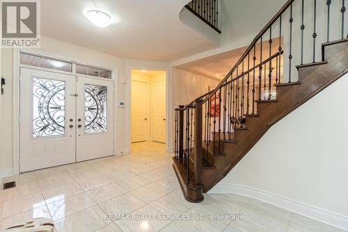 28 Stonegate Avenue, Mono, ON - Indoor Photo Showing Other Room