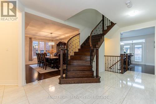 28 Stonegate Avenue, Mono, ON - Indoor Photo Showing Other Room