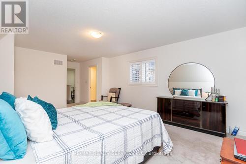 28 Stonegate Avenue, Mono, ON - Indoor Photo Showing Bedroom