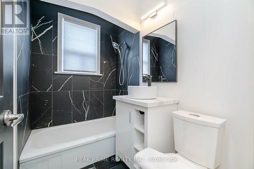 204 Summerhill Avenue, Hamilton, ON - Indoor Photo Showing Bathroom