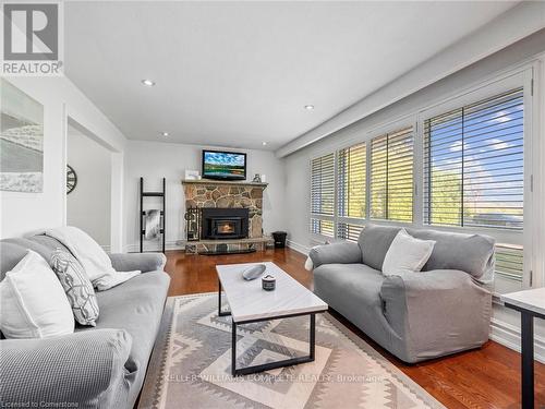 16629 Side Road 22, Halton Hills, ON - Indoor Photo Showing Living Room With Fireplace