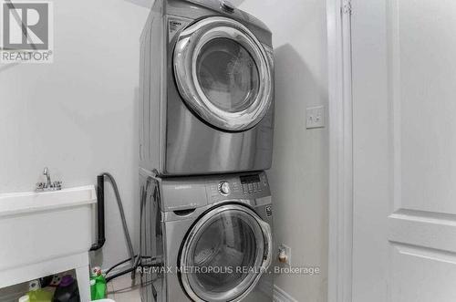 47 Sea Drifter Crescent, Brampton, ON - Indoor Photo Showing Laundry Room