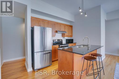 3 - 1392 Bloor Street W, Toronto, ON - Indoor Photo Showing Kitchen With Stainless Steel Kitchen With Double Sink