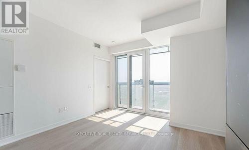 2210 - 3883 Quartz Road, Mississauga, ON - Indoor Photo Showing Other Room