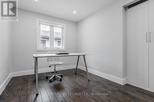 22 Shortland Crescent, Toronto, ON - Indoor Photo Showing Office