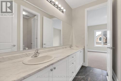 2 Catherwood Court, Brampton, ON - Indoor Photo Showing Bathroom