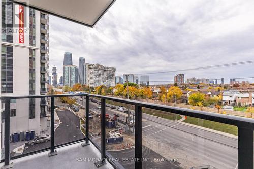 404 - 204 Burnhamthorpe Road, Mississauga, ON - Outdoor With View