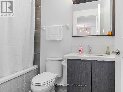 1801 - 4699 Glen Erin Drive E, Mississauga, ON - Indoor Photo Showing Bathroom