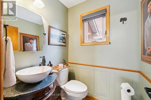 2722 Kingsway Drive, Oakville, ON - Indoor Photo Showing Bathroom