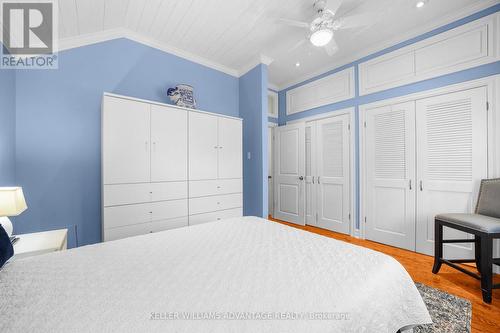 20 Superior Avenue, Toronto, ON - Indoor Photo Showing Bedroom