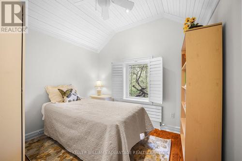 20 Superior Avenue, Toronto, ON - Indoor Photo Showing Bedroom