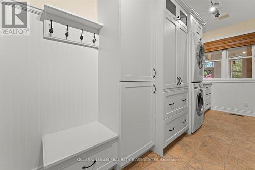 621 Cranleigh Court, Mississauga, ON - Indoor Photo Showing Laundry Room