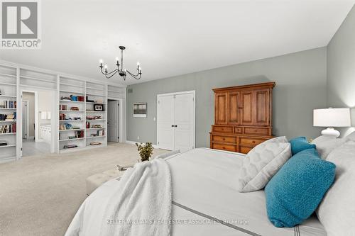 621 Cranleigh Court, Mississauga, ON - Indoor Photo Showing Bedroom