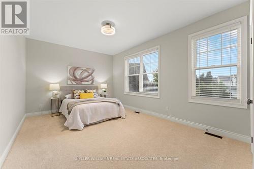 621 Cranleigh Court, Mississauga, ON - Indoor Photo Showing Bedroom