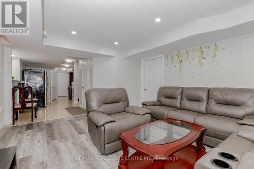 46 Ocean Ridge Drive, Brampton, ON - Indoor Photo Showing Living Room