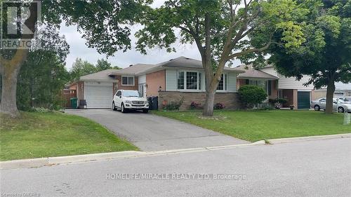 39 Abbey Road, Brampton, ON - Outdoor With Facade