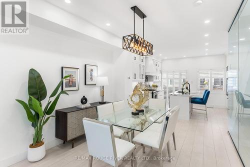 95 Piggott Mews, Toronto, ON - Indoor Photo Showing Dining Room