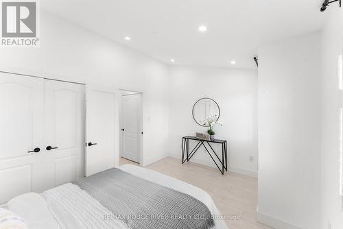 95 Piggott Mews, Toronto, ON - Indoor Photo Showing Bedroom