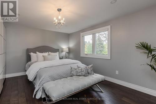 1771 Heather Hills Drive, Burlington, ON - Indoor Photo Showing Bedroom