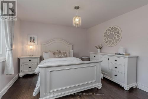 1771 Heather Hills Drive, Burlington, ON - Indoor Photo Showing Bedroom