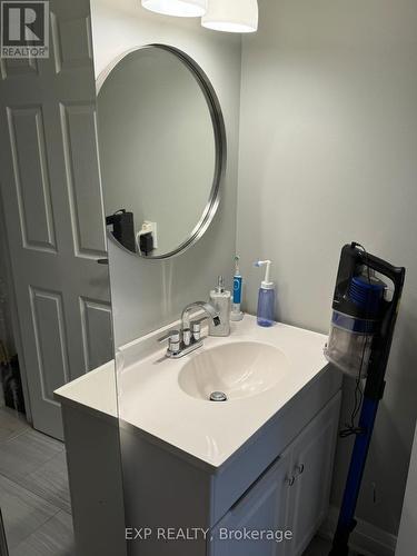 1416 - 35 Trailwood Drive, Mississauga, ON - Indoor Photo Showing Bathroom