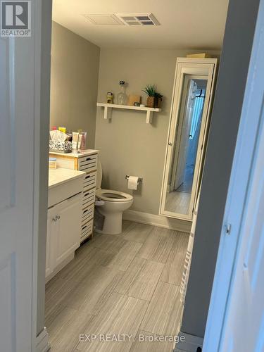 1416 - 35 Trailwood Drive, Mississauga, ON - Indoor Photo Showing Bathroom