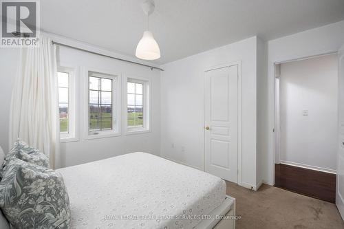 3159 Neyagawa Boulevard, Oakville, ON - Indoor Photo Showing Bedroom