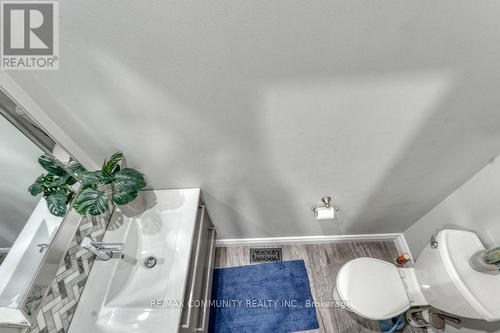 42 Coulton Court, Whitby, ON - Indoor Photo Showing Bathroom