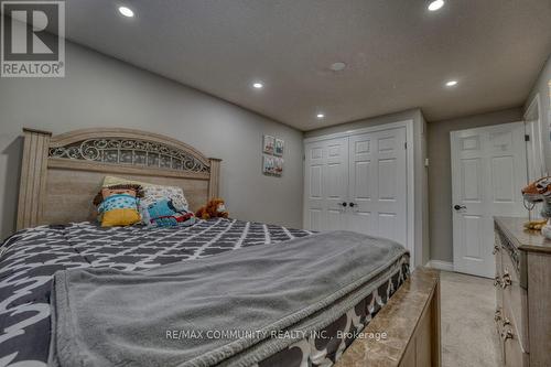 42 Coulton Court, Whitby, ON - Indoor Photo Showing Bedroom