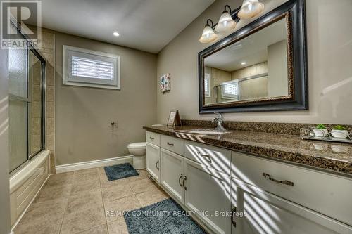 42 Coulton Court, Whitby, ON - Indoor Photo Showing Bathroom