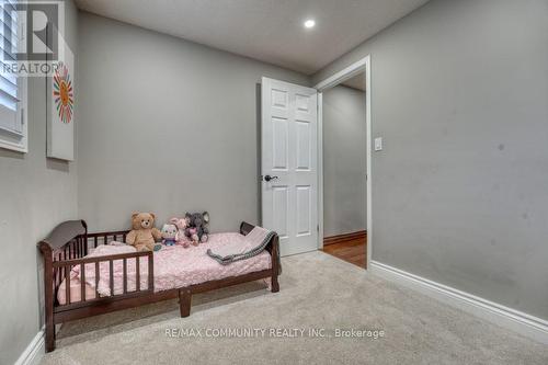 42 Coulton Court, Whitby, ON - Indoor Photo Showing Other Room