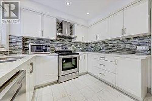 807 - 28 Rosebank Drive, Toronto, ON - Indoor Photo Showing Kitchen With Upgraded Kitchen