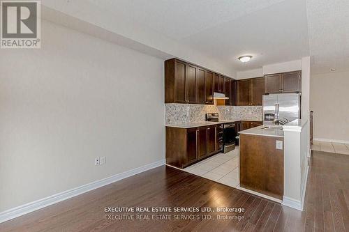 43 Pearman Crescent, Brampton, ON - Indoor Photo Showing Kitchen