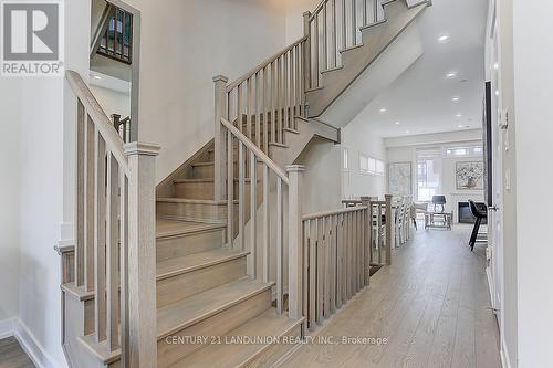 31 Ingersoll Lane, Richmond Hill, ON - Indoor Photo Showing Other Room