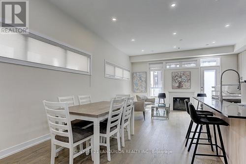 31 Ingersoll Lane, Richmond Hill, ON - Indoor Photo Showing Dining Room