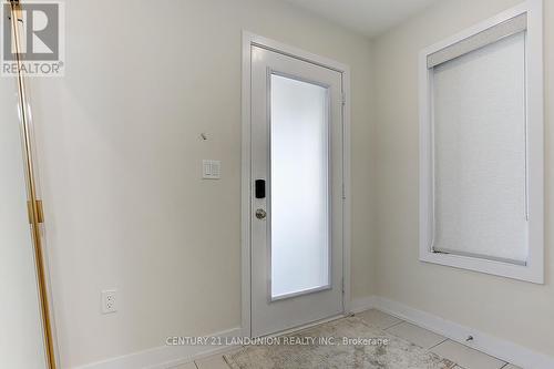 31 Ingersoll Lane, Richmond Hill, ON - Indoor Photo Showing Other Room