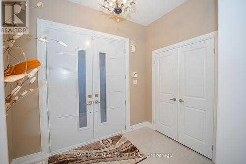 16 Casserley Crescent, New Tecumseth, ON - Indoor Photo Showing Other Room