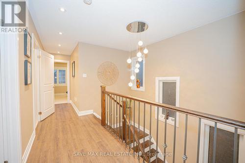 16 Casserley Crescent, New Tecumseth, ON - Indoor Photo Showing Other Room