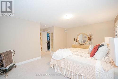 16 Casserley Crescent, New Tecumseth, ON - Indoor Photo Showing Bedroom