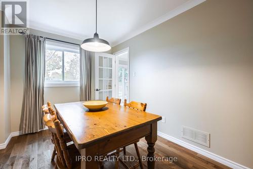 323 Bailey Drive, Orangeville, ON - Indoor Photo Showing Dining Room