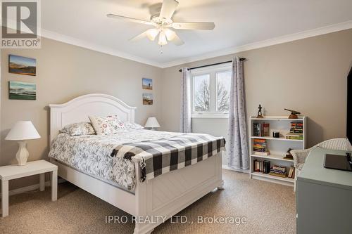 323 Bailey Drive, Orangeville, ON - Indoor Photo Showing Bedroom